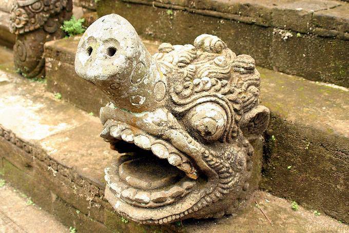 Busto naso di maiale, Pura Kehen - Bali