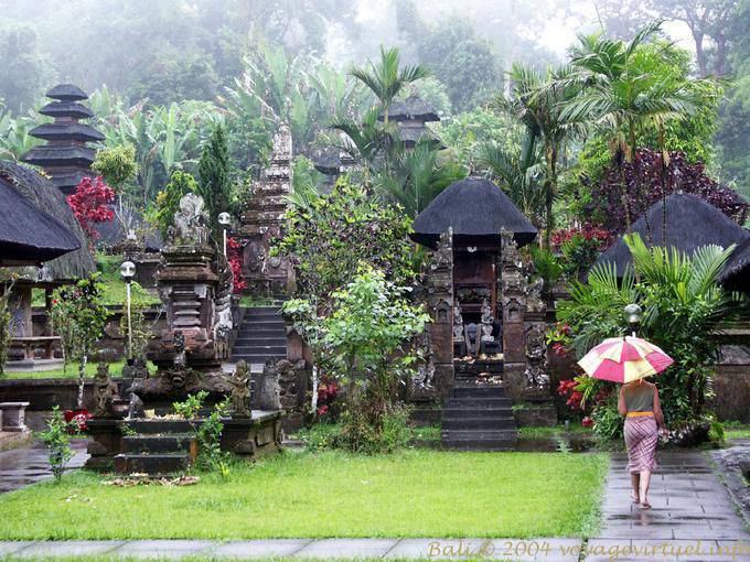 Visita la pioggia, Luhur Batukaru. - Bali