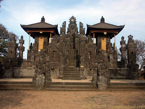 Jagaraga Dalem Tempio appartiene Pura Kahyangan Tiga Jagaraga - Bali