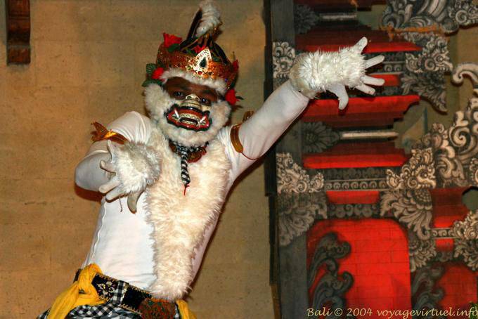 Scimmia re Sugriva Ramayana Nusa Dua - Bali