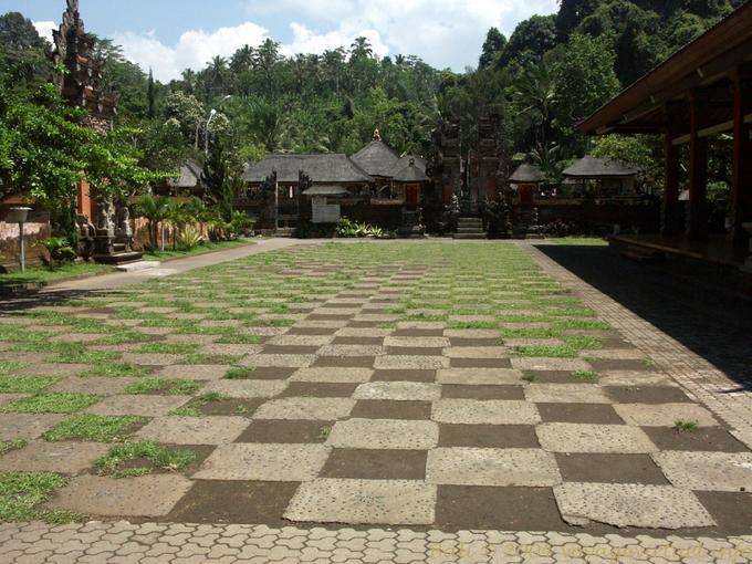Corte scacchi Tirta Empul - Bali