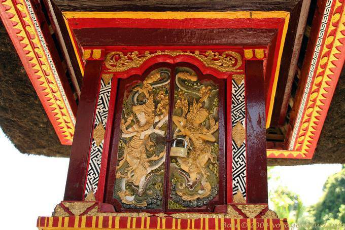 Tabernacolo lucchetto, Tirta Empul - Bali