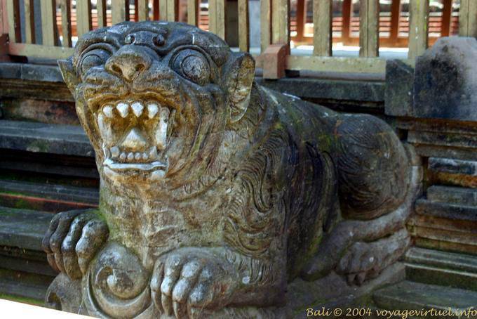 Scultura di divinità animali, Tirta Empul - Bali