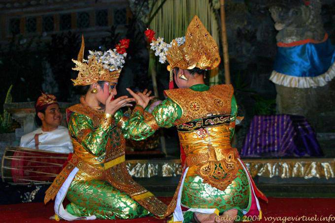 Kris ballo, Ubud Barong - Bali