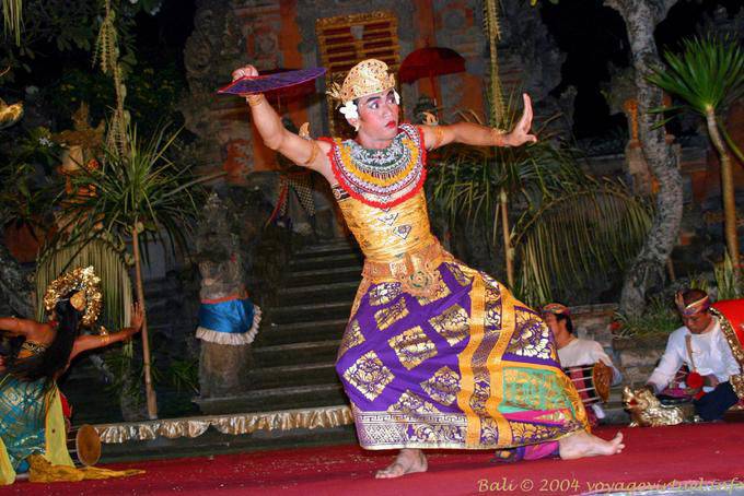 Il principe della gamma, Barong, danza balinese - Bali