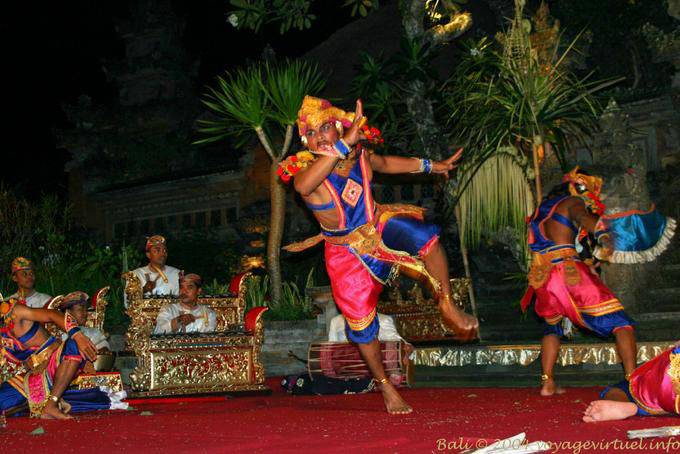War Dance, Ubud Barong danza - Bali