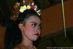 Cielo colori arcobaleno sul viso, Ramayana danza, Bali.