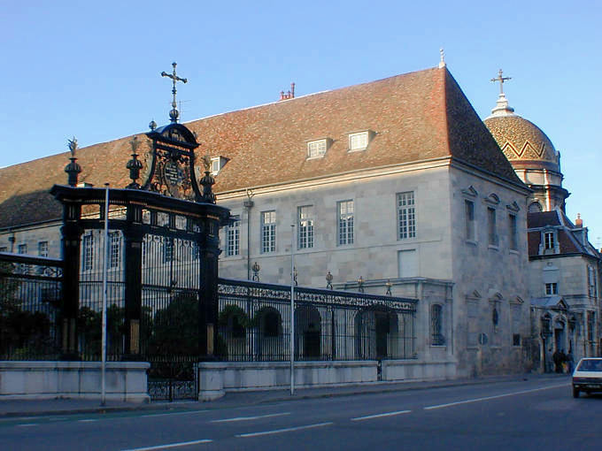 Besançon, griglie di Hôpital Saint Jacques - Francia