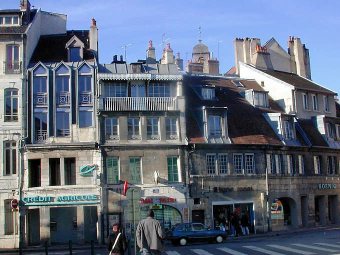 Besançon, tipiche case all'angolo di rue de l'Orme Chamars e Rue du Lycée - Francia