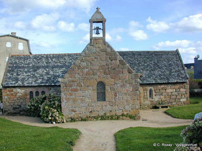 La cappella di Saint-Guirec Ploumanac'h, Bretagna - Francia