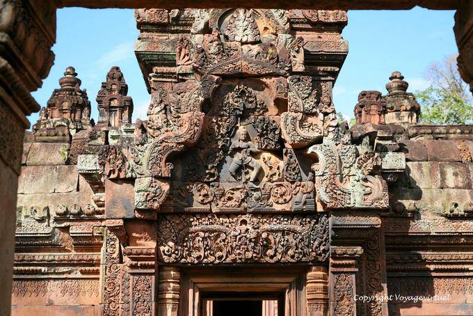 Shiva Tandava ballare la danza cosmica, Frontone Banteay Srei, Angkor, Cambogia