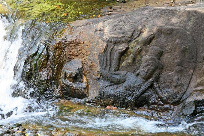 Kbal Spean, Brahma su un loto gemma fuori dall'ombelico di Vishnu, Angkor, Cambogia