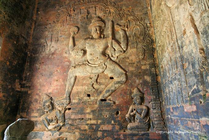 Il grande passo di Vishnu, Prasat Kravan, Angkor, Cambogia