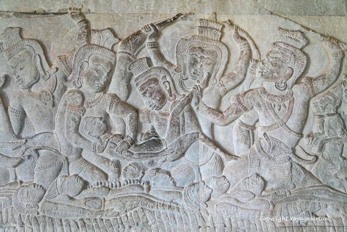 Guai al frammento guerriero vinti in rilievo, Angkor Wat, Angkor, Cambogia