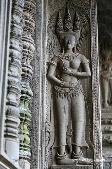 Apsara nato dalla zangolatura del mare di latte, Angkor Wat, Angkor, Cambogia