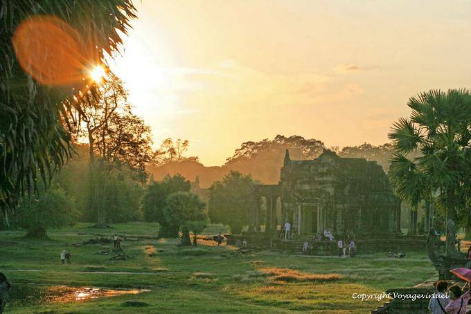 Sera luce su allegato tempio di Angkor Wat, Angkor, Cambogia