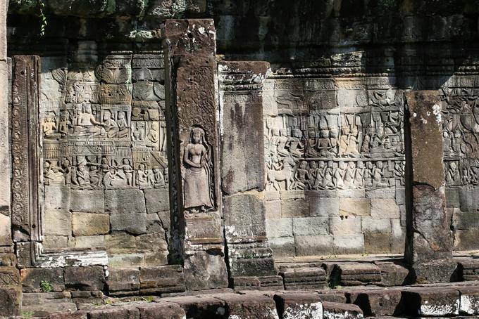 Galleria scolpiti bassorilievi Bayon, Angkor Thom, Angkor, Cambogia
