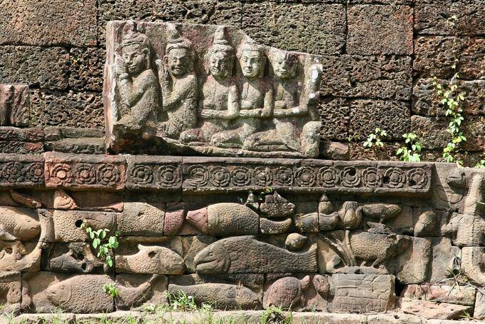 Pesce rappresentazione fregio, Terrazza del Re lebbroso, Angkor Thom, Angkor, Cambogia