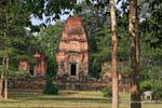 Piccolo santuario vicino al Baksei Chamkrong, Cambogia.