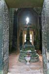 All'interno di un santuario, Preah Khan, Cambogia.