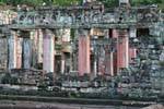 Colonne colorate dei ballerini sala, Preah Khan, Cambogia.