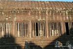 Finestre con balaustre di gallerie, Angkor Wat, Cambogia.
