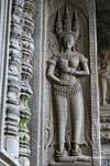 Apsara nato dalla zangolatura del mare di latte, Angkor Wat, Cambogia.