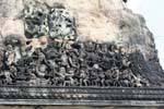 Frammento di una scena di lotta frenetica, Angkor Wat, Cambogia.