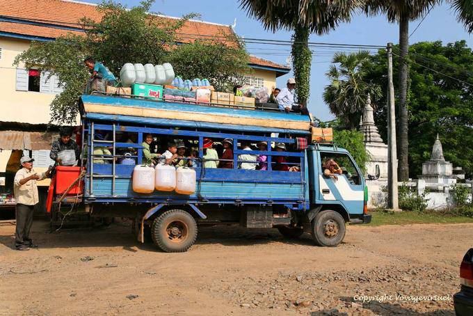 Camion trasporto in comune Kracheh (Kratie) - Cambogia