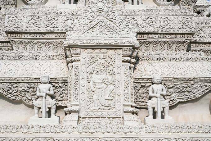 Sculture stupa, Wat Preah Keo, Phnom Penh - Cambogia