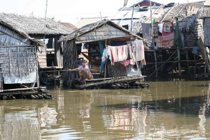 Riposo dopo il lavaggio, Tonle Sap - Cambogia