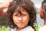 Ritratto di un piccolo cambogiano, Chlong, Cambogia.