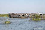 Barge ospita la più grande fiume d'acqua dolce o Tonle Sap, Cambogia.