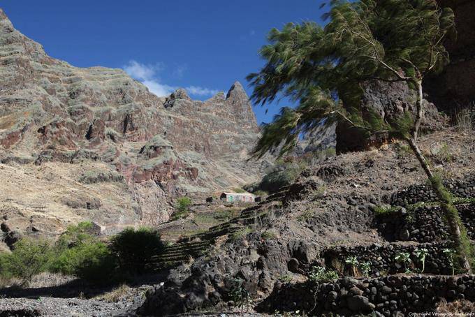 Santo Antão, Cha de Igreja, montagne arrossendo - Capo Verde