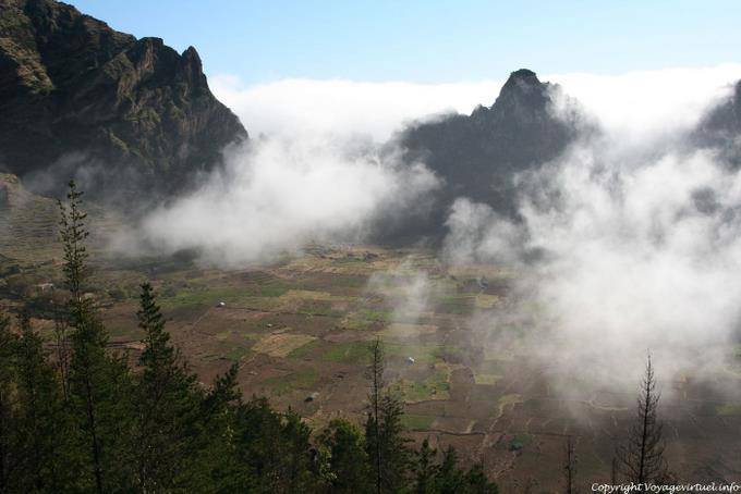 Santo Antão, nuvole in Caldera - Capo Verde