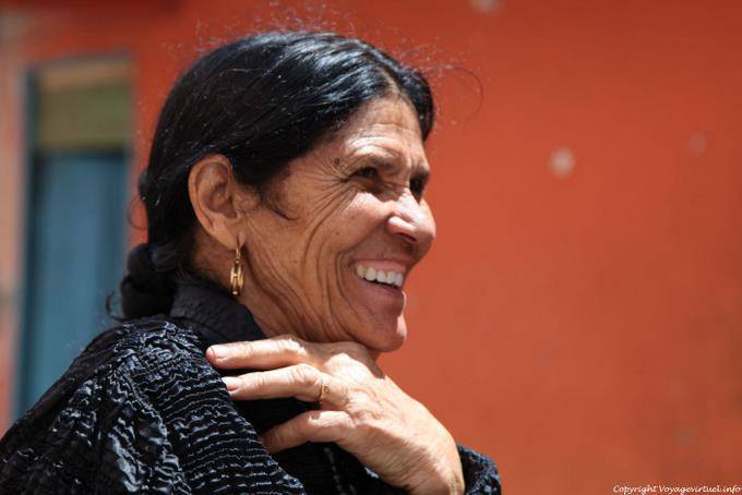 Santo Antão, Paolo, la donna in nero - Capo Verde