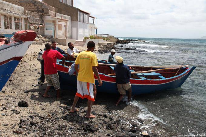 São Vicente, Calhau, la salita barca - Capo Verde