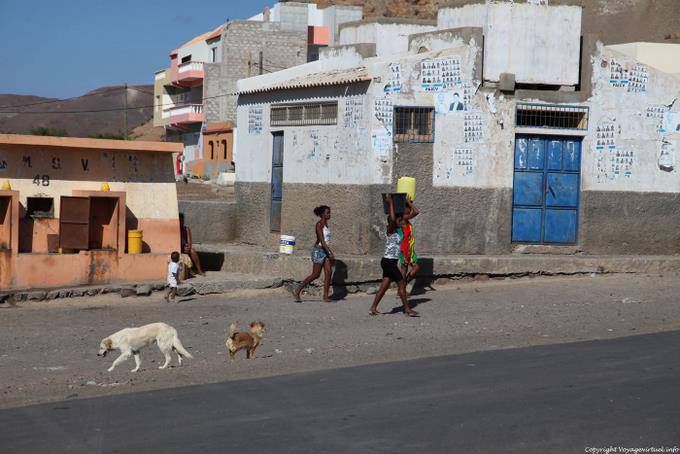 São Vicente, Sao Pedro, i giovani abitanti - Capo Verde