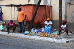 Mercato Santiago sulla strada, Capo Verde.