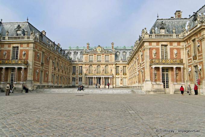 Versailles, vista al di fuori del castello
