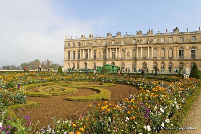 Château de Versailles dal prato sud
