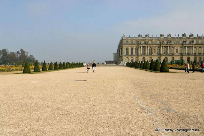 Tra i letti del sud, verso l'Orangerie, Versailles