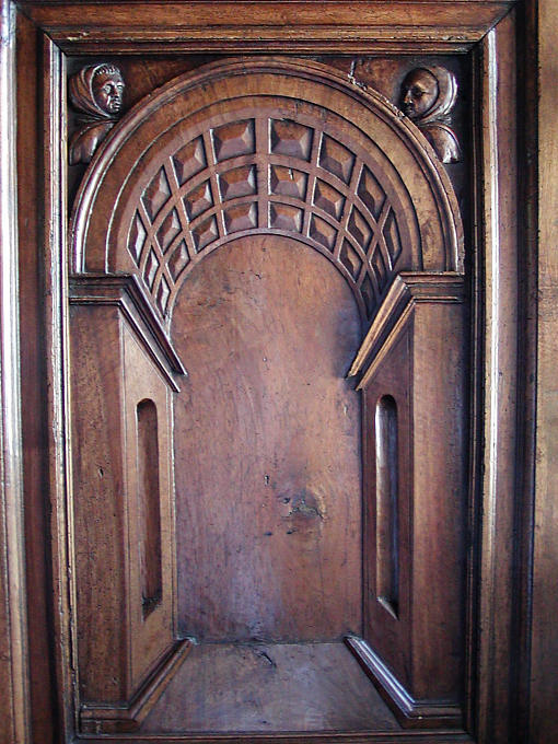 Scultura su una porta, Castello di Amboise, Francia.