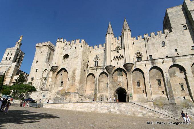 Il Palais des Papes, vista generale dell'esterno, Avignon, Provenza, Francia