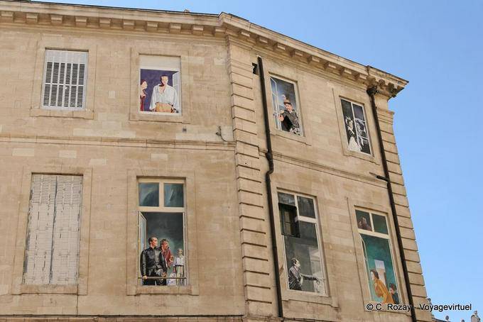 Sham di rappresentanza muro teatro d'opera di artisti famosi, Corneille e Molière strade, Avignone, Provenza, Francia