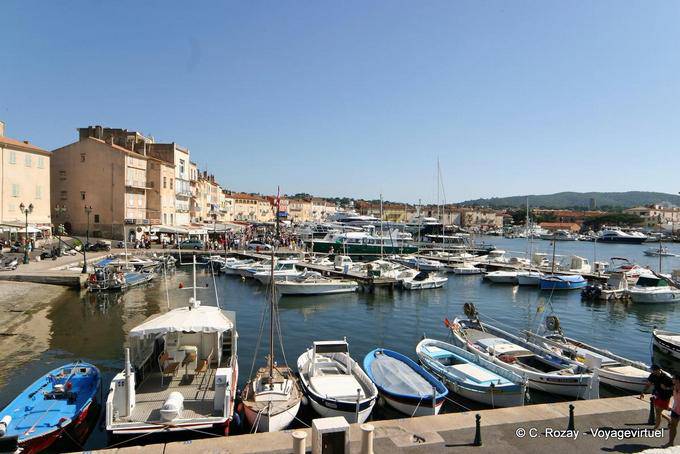 Saint-Tropez, vista dal molo Jean Awake, Provenza, Francia