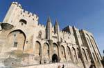 L'angolo di Palazzo Nuovo torre alla torre del Gache, Palais des Papes, Avignon, Francia.