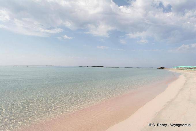 Passeggiata sulla spiaggia, Elafonissi - Creta, Grecia