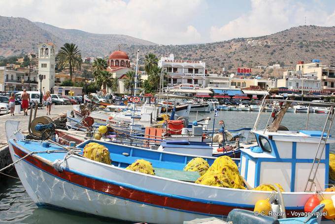 Elounda, passeggiare lungo il porto - Creta, Grecia