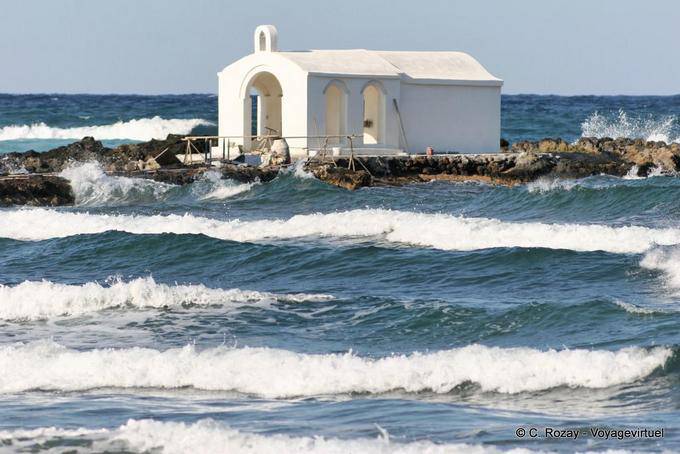 La cappella di Agios Nikolaos a ondate, Georgioupoli - Creta, Grecia